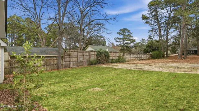 $2,750 | 1405 North May Street, Southern Pines, NC 28387