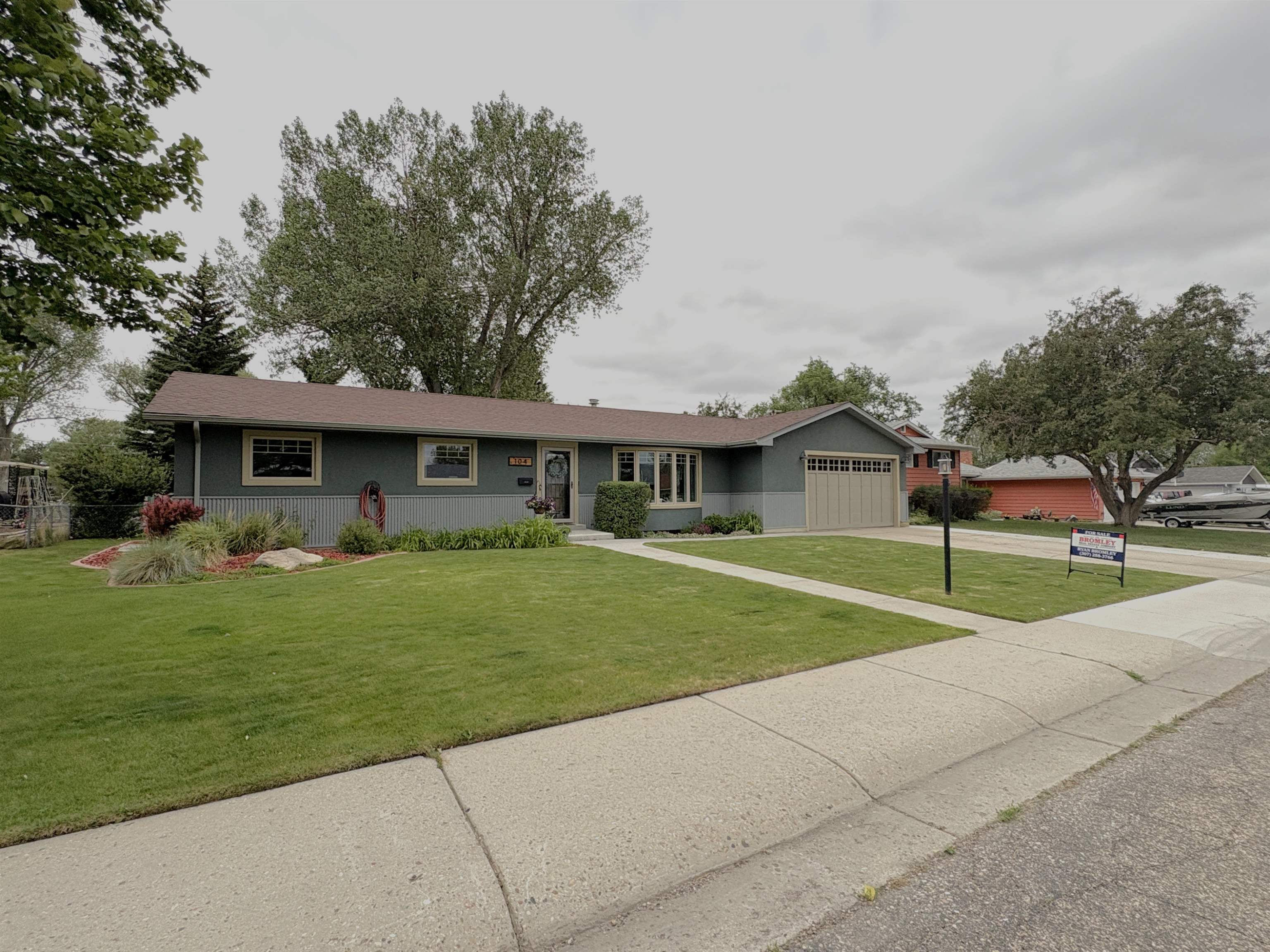 104 Marigold Street Casper, WY 82604 - Photo 1 of 30