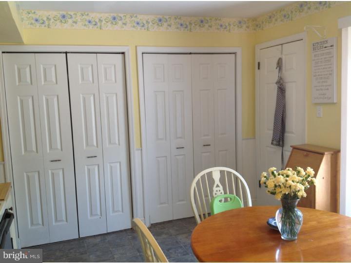 2043 Fort Bevon Road Harleysville, PA 19438 - Photo 5 of 11 Kitchen
