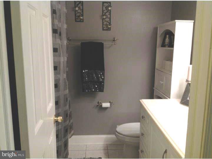 2043 Fort Bevon Road Harleysville, PA 19438 - Photo 9 of 11 Bathroom