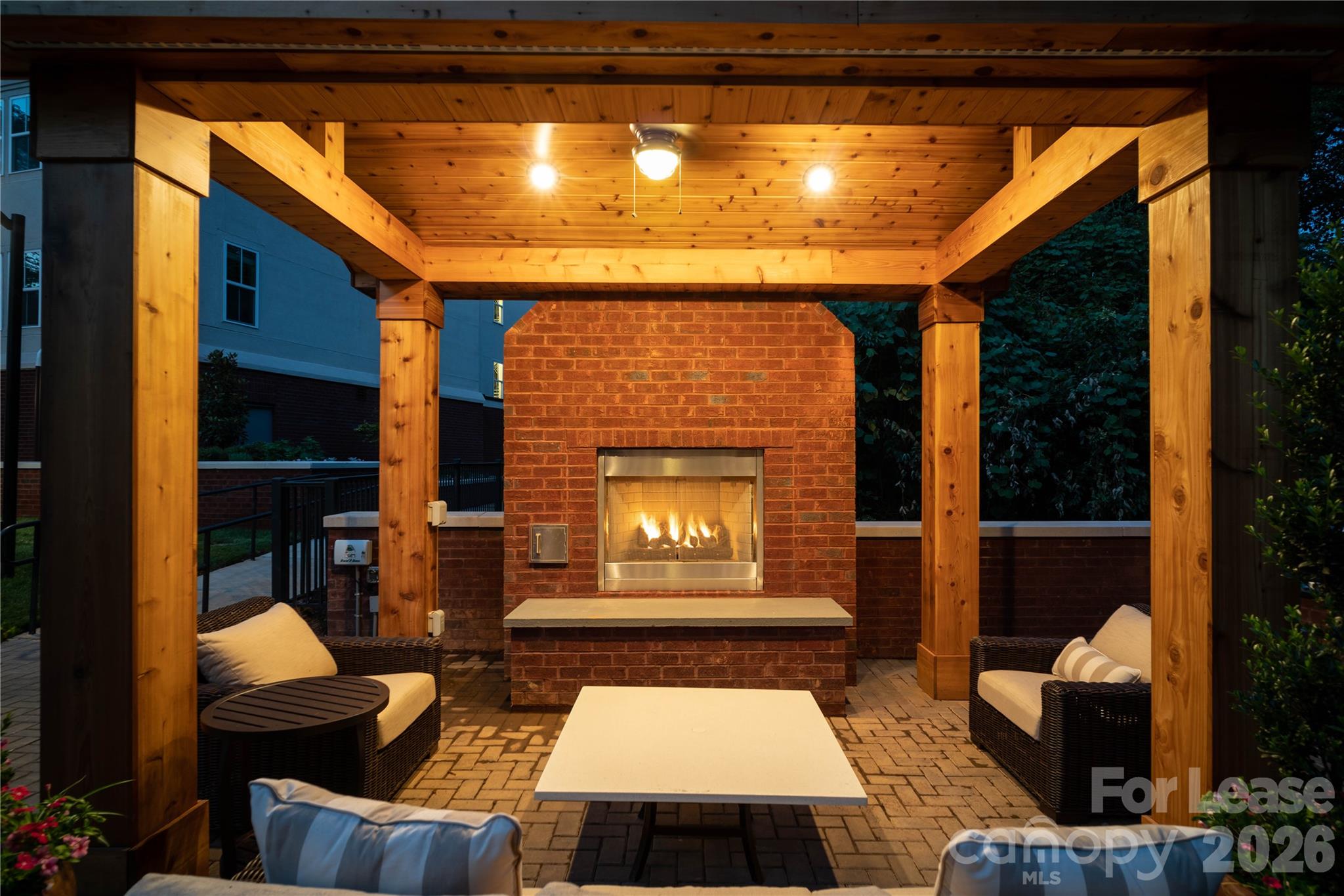 511 Queens Road, Unit 2401 Charlotte, NC 28207 - Photo 19 of 21