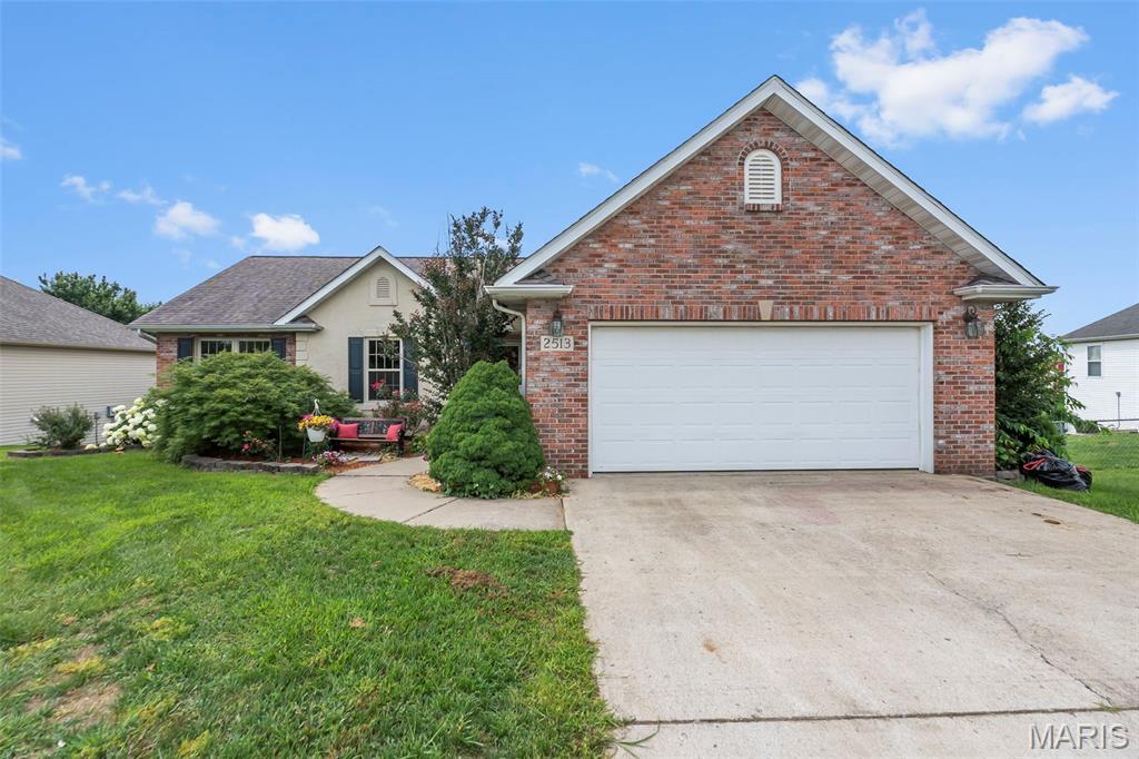 2513 Ridgeway Drive Jackson, MO 63755 - Photo 1 of 39