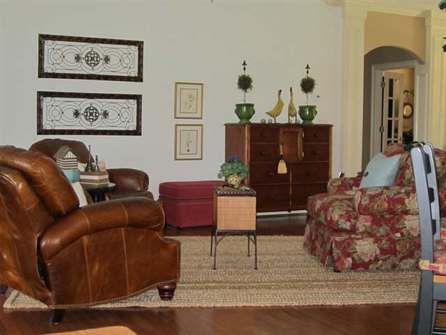 308 Devon Way Seneca, SC 29672 - Photo 4 of 25 Gallery Image 4