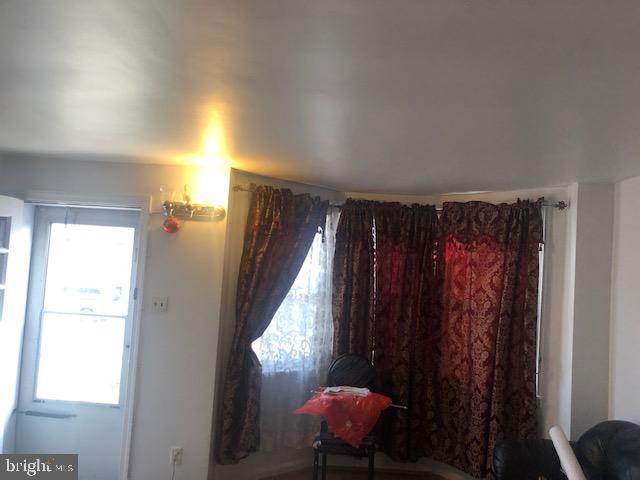 358 Springton Road Upper Darby, PA 19082 - Photo 3 of 10