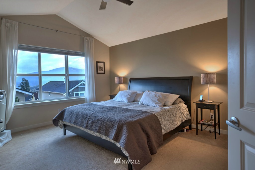 579 Alpine Ridge Place Northwest Issaquah, WA 98027 - Photo 4 of 14