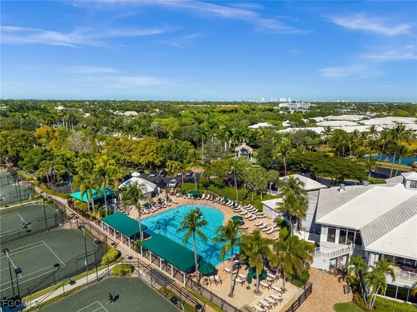 $319,900 | 1340 Sweetwater Cove, Unit 202, Naples, FL 34110