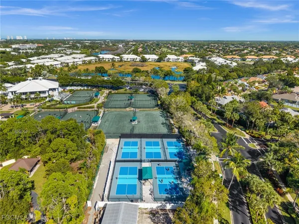 $319,900 | 1340 Sweetwater Cove, Unit 202, Naples, FL 34110