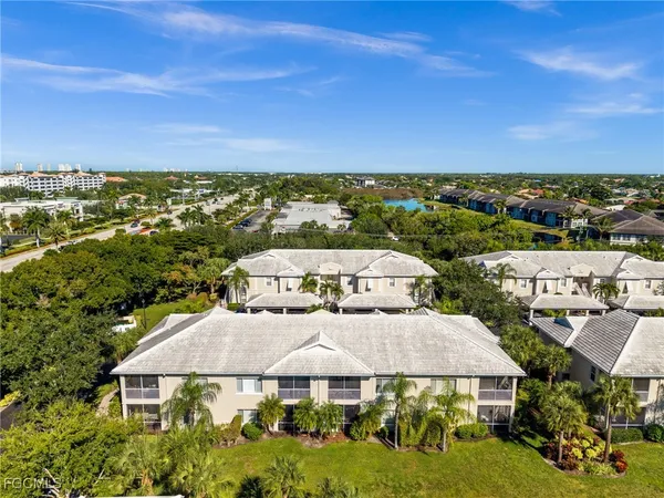 $319,900 | 1340 Sweetwater Cove, Unit 202, Naples, FL 34110