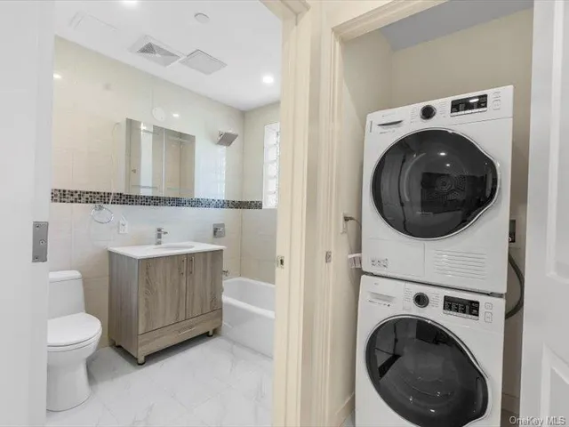 $726,798 | 124-28 Queens Boulevard, Unit PHD | Kew Gardens