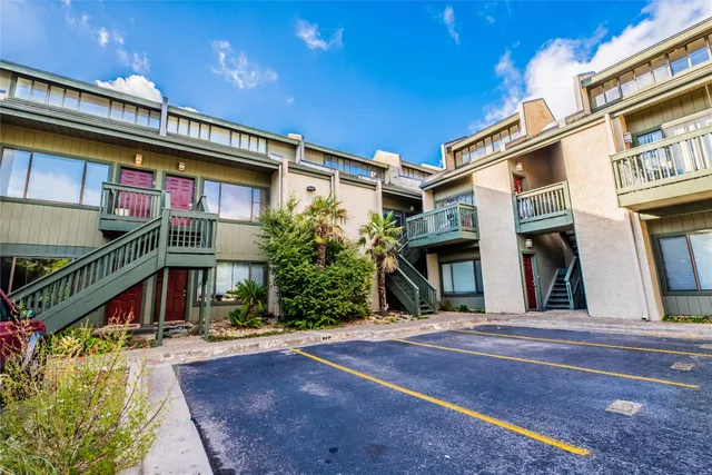 $1,550 | 601 Nelray Boulevard, Unit 5, Austin, TX 78751