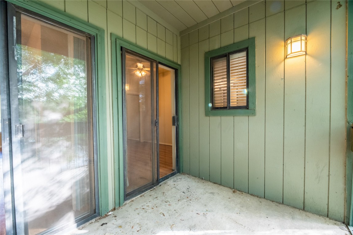 601 Nelray Boulevard, Unit 5 Austin, TX 78751 - Photo 12 of 13 Property entrance