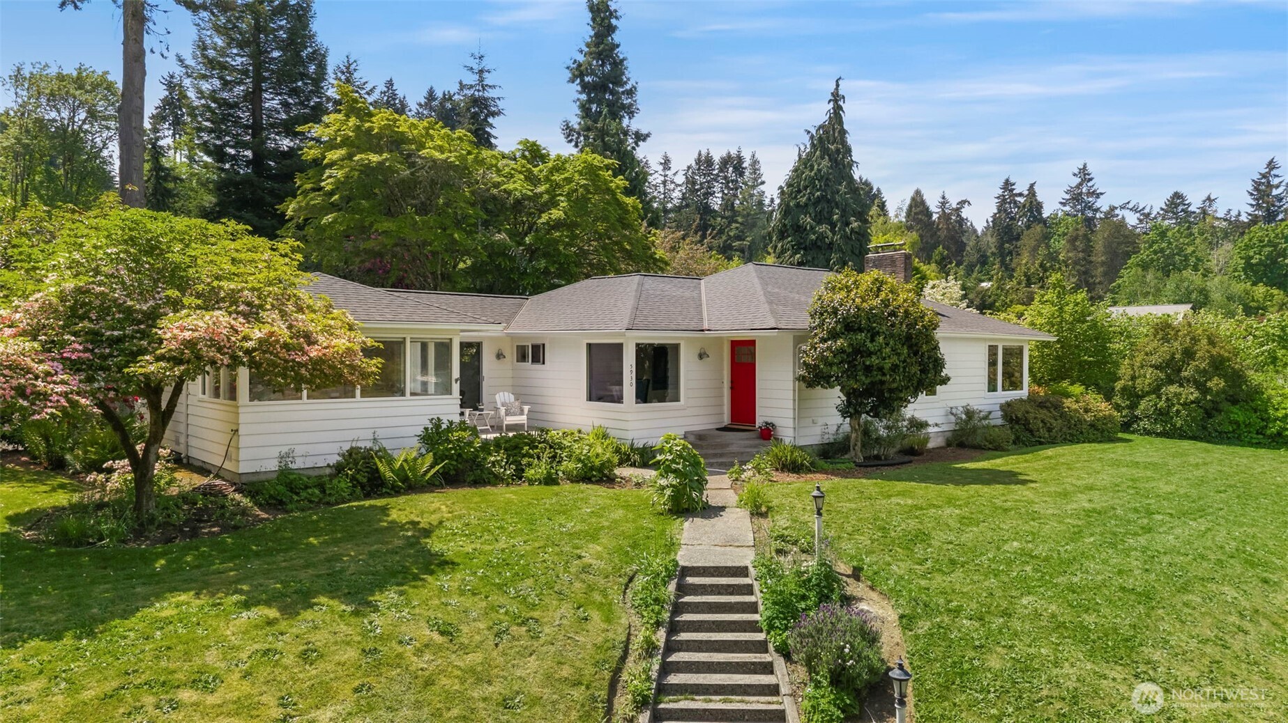 5930 Rose Loop Northeast Bainbridge Island, WA 98110 - Photo 4 of 40