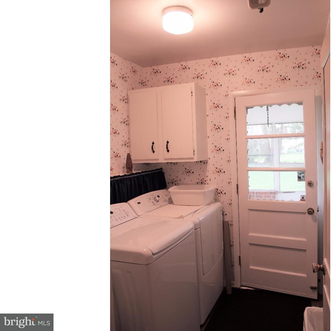 253 Surrey Road Warminster, PA 18974 - Photo 11 of 21 Gallery Image 11