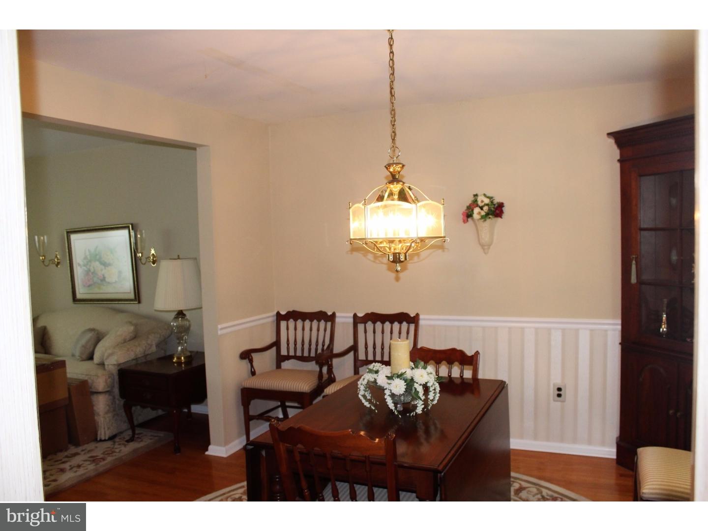 253 Surrey Road Warminster, PA 18974 - Photo 5 of 21 Gallery Image 5
