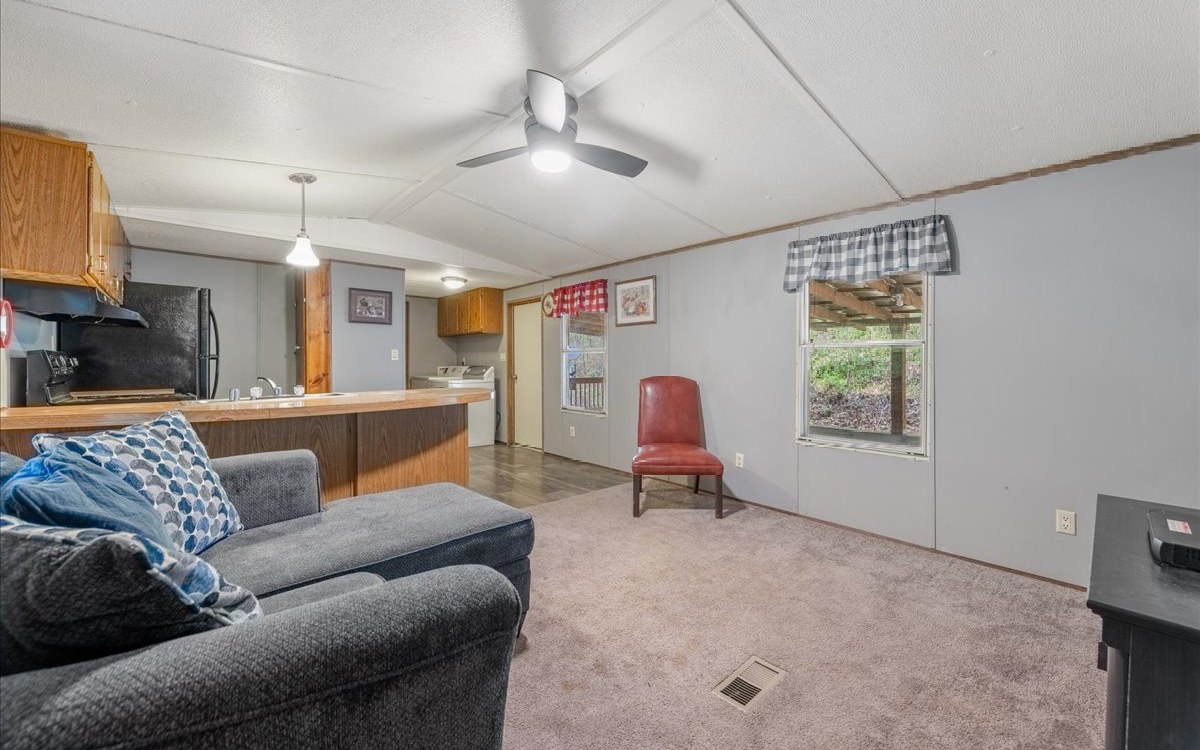 88 Tyler Road Ellijay, GA 30540 - Photo 8 of 26 Additional View