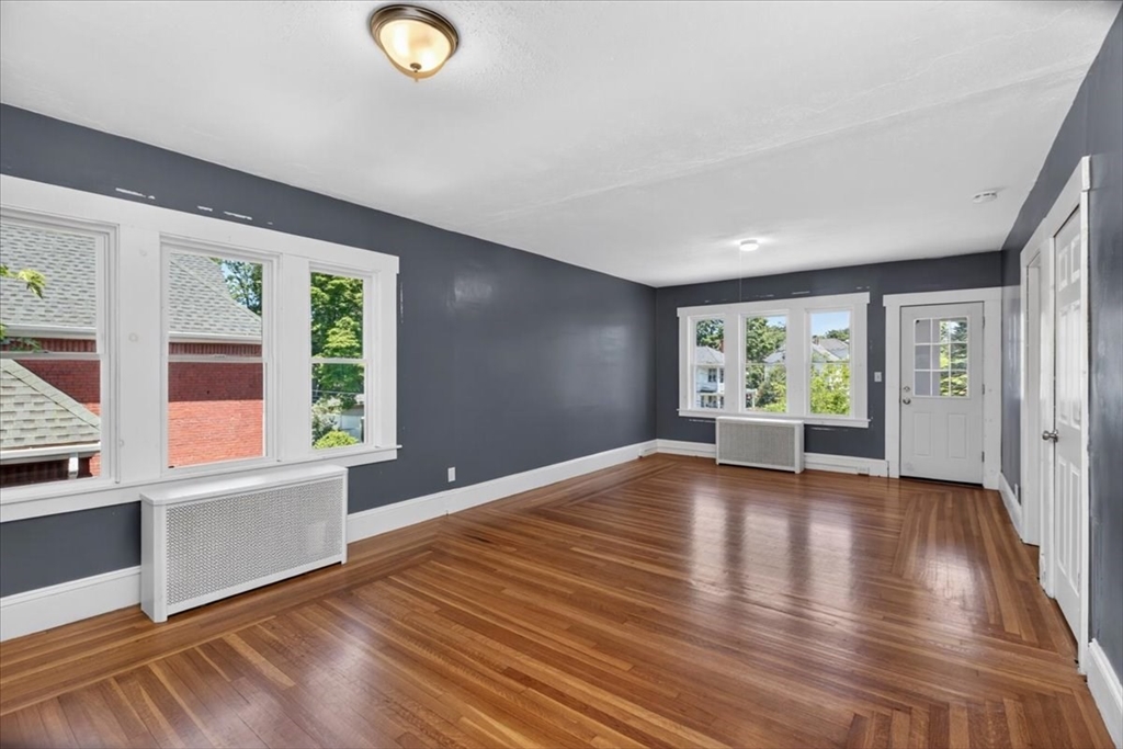 30-32 Sydney Avenue Holyoke, MA 01040 - Photo 10 of 39 Gallery Image 10