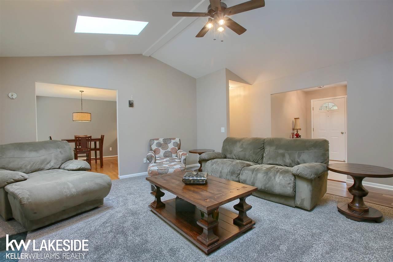 11091 Messmore Road Utica, MI 48317 - Photo 10 of 40 50023061-9.JPG