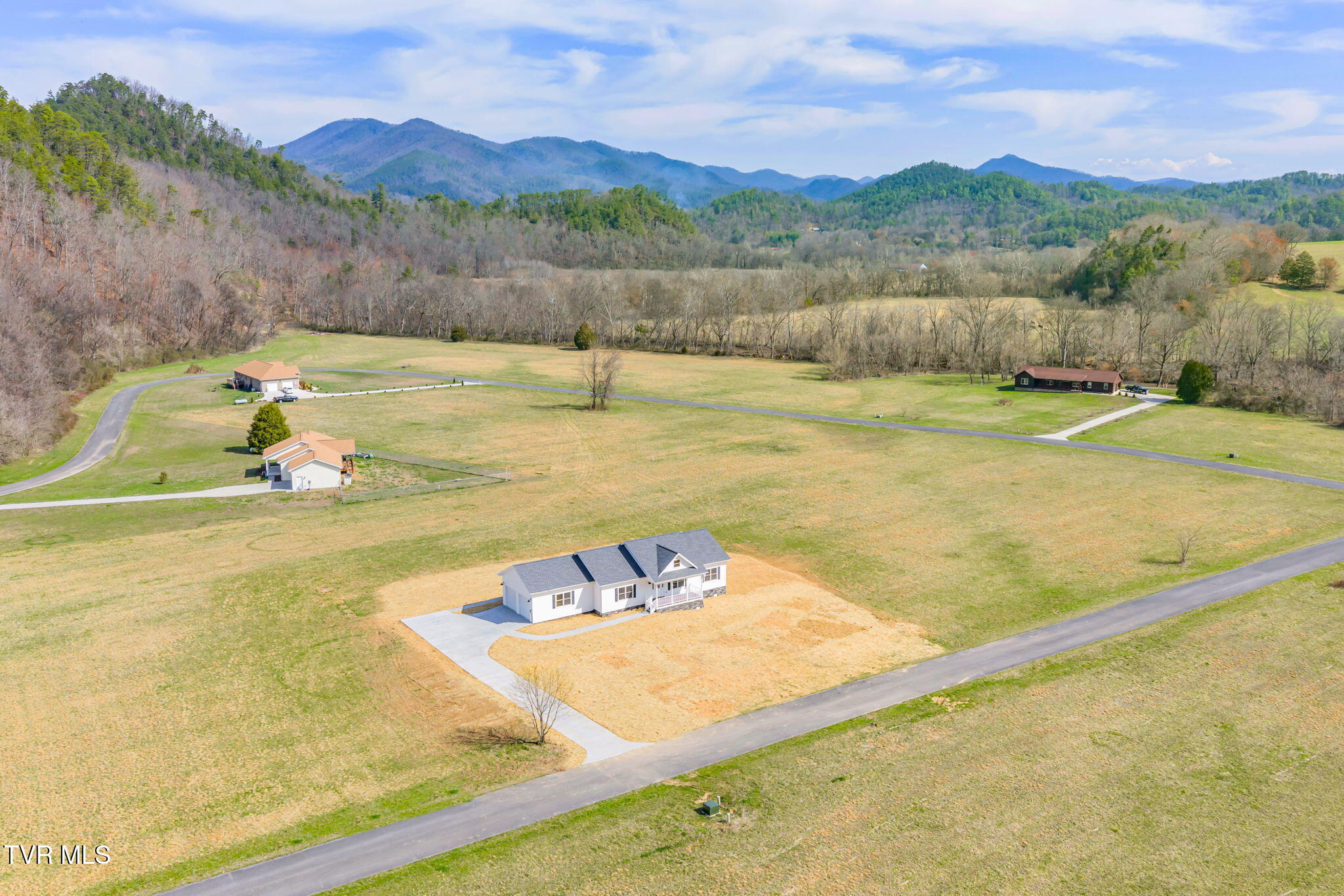 680 Kaylee Lane Del Rio, TN 37727 - Photo 38 of 41 51-web-or-mls-680 Kaylee Loop Road-50