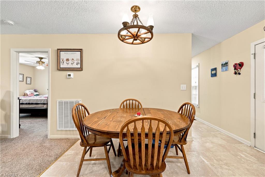 482 Moser Road King, NC 27021 - Photo 7 of 46