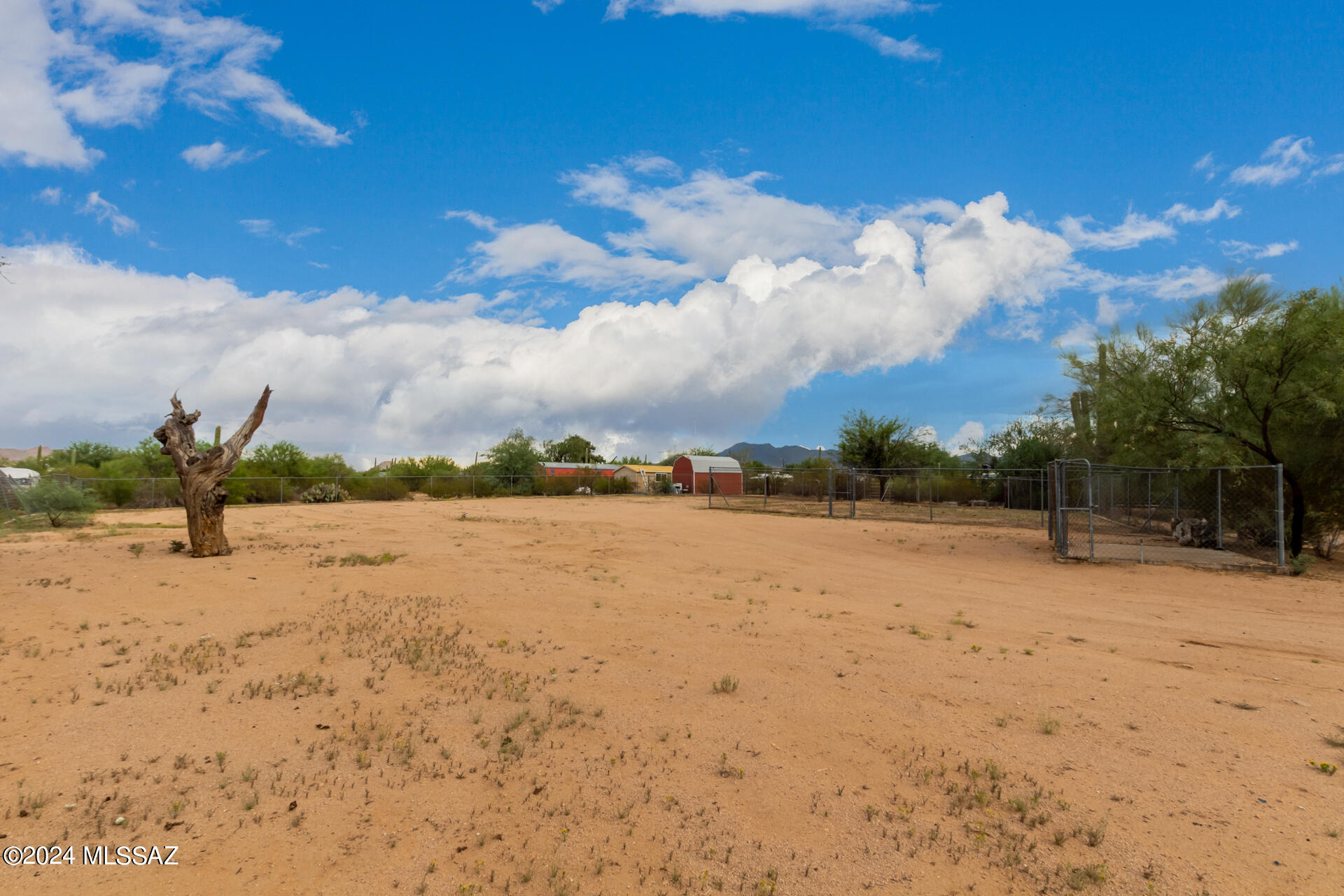 7130 North Sandario Road Tucson, AZ 85743 - Photo 36 of 38 Gallery Image 36
