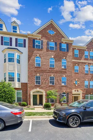 $500,000 | 7504 Brunson Circle, Gainesville, VA 20155