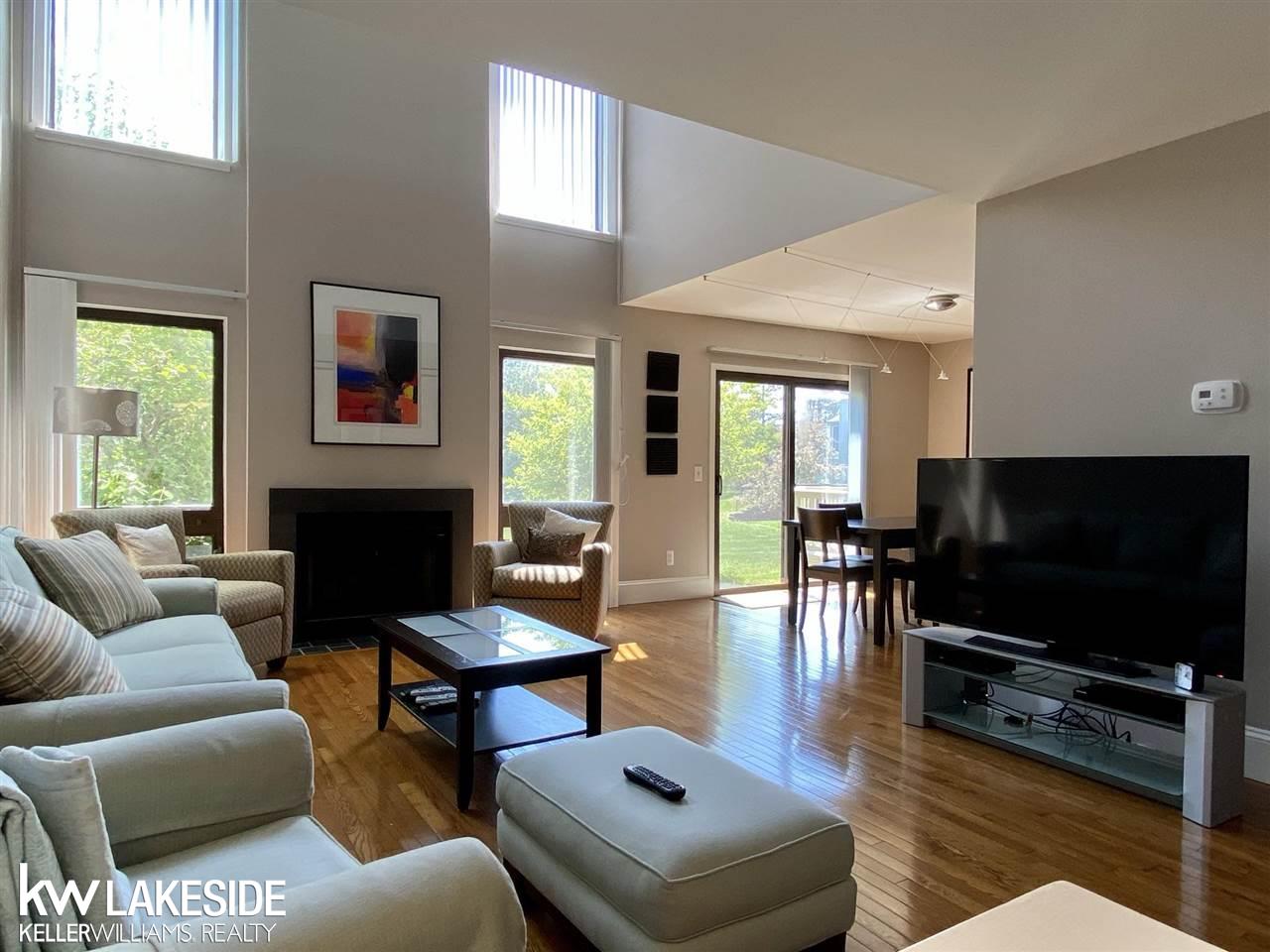 643 Ashley Circle Rochester Hills, MI 48307 - Photo 12 of 36 Gallery Image 12
