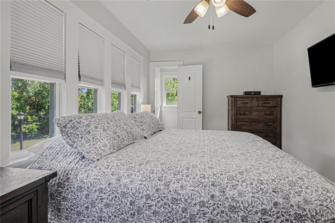 53 Floverton Street Rochester, NY 14610 - Photo 21 of 33 Gallery Image 21