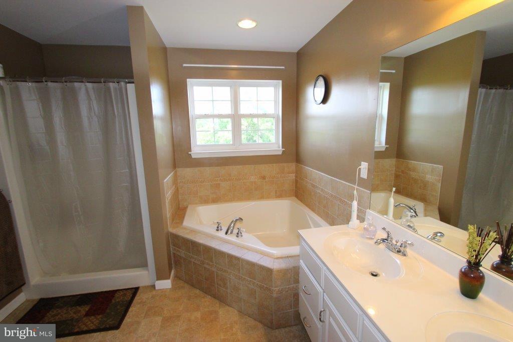 102 Ridge Lane Gap, PA 17527 - Photo 22 of 31