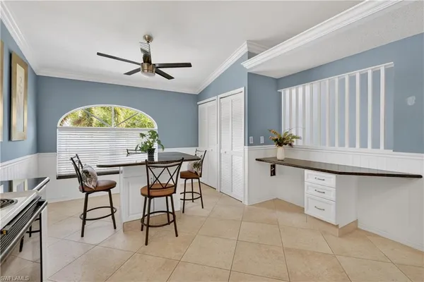 $2,300 | 13061 Hamilton Harbour Drive, Unit R5, Naples, FL 34110