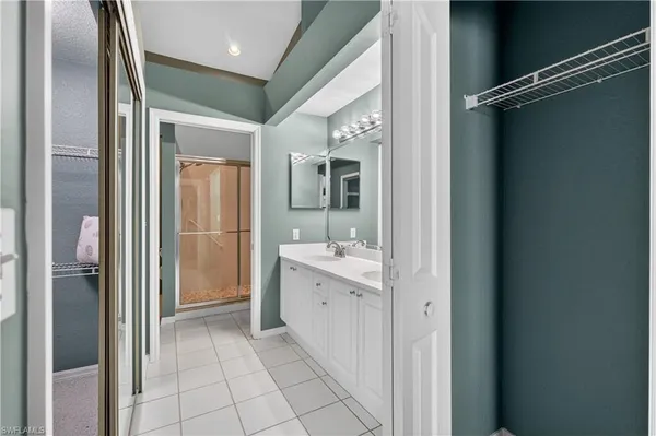 $2,300 | 13061 Hamilton Harbour Drive, Unit R5, Naples, FL 34110