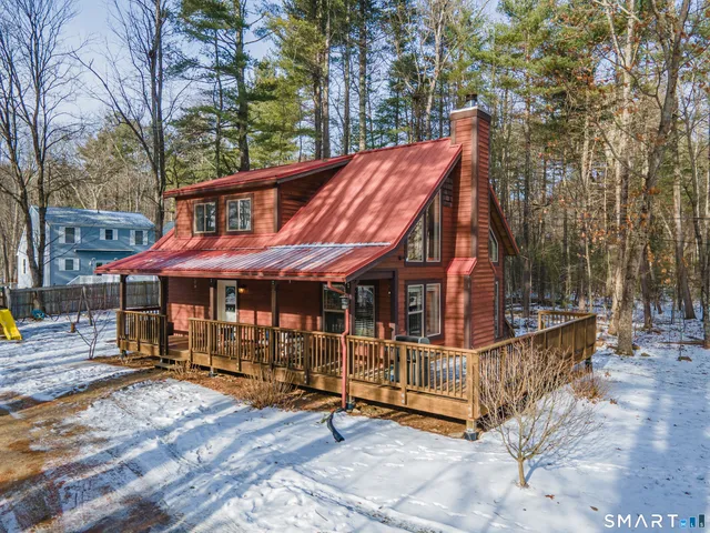 $379,900 | 33 Playground Drive, Woodstock, CT 06282