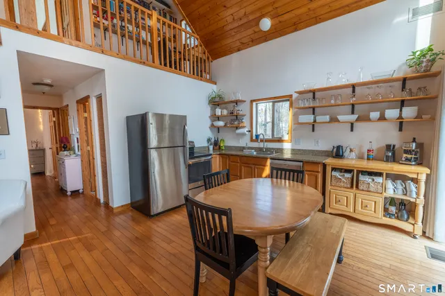 $379,900 | 33 Playground Drive, Woodstock, CT 06282