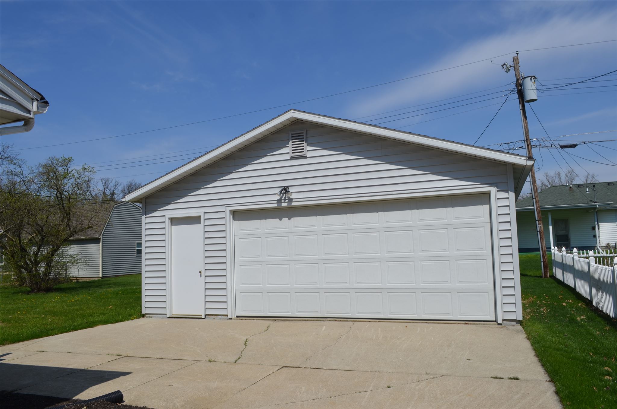 3006 West Amherst Road Muncie, IN 47304 - Photo 3 of 28
