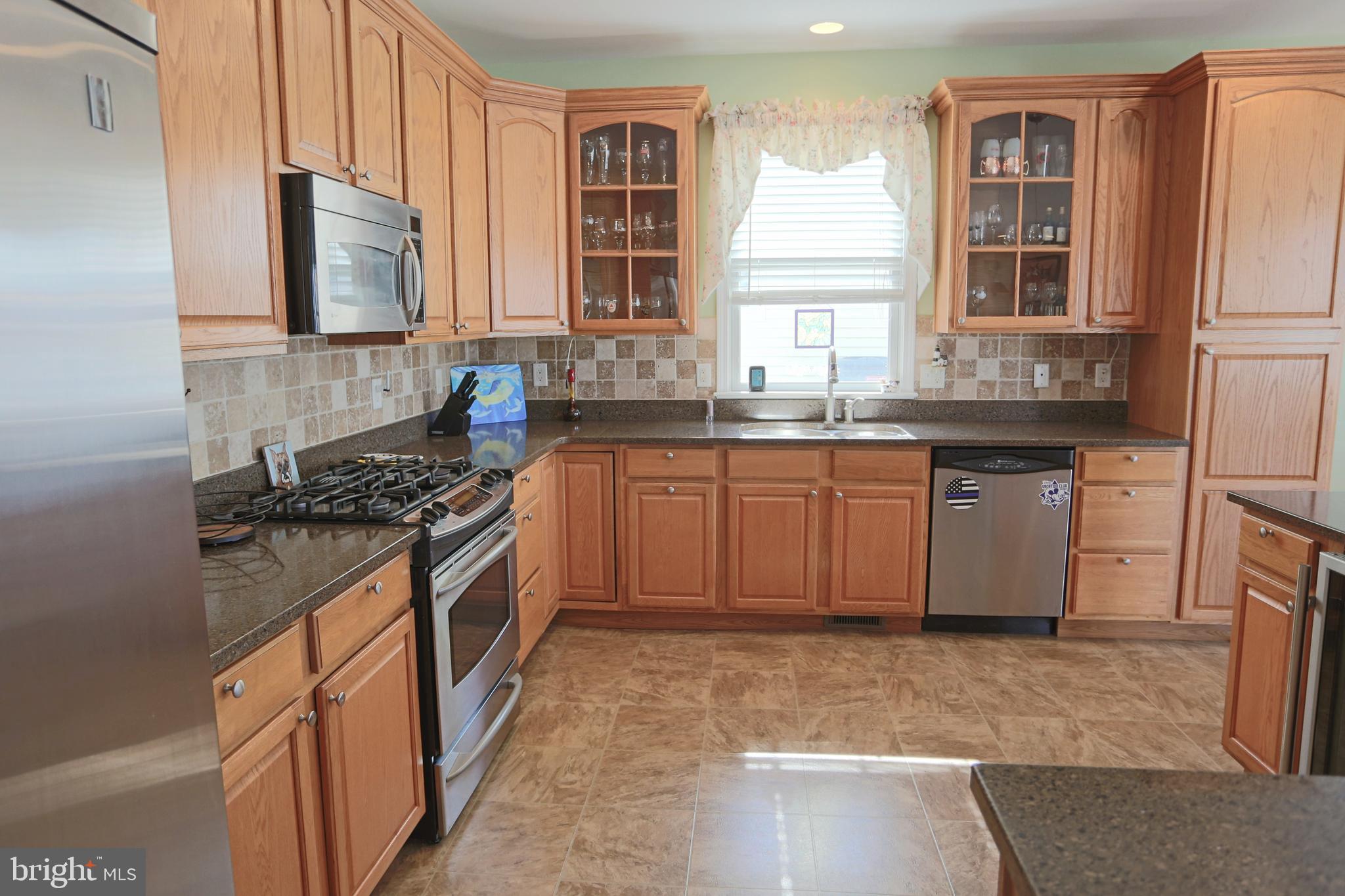 40 Ralph Lane Manahawkin, NJ 08050 - Photo 30 of 76 Gallery Image 30