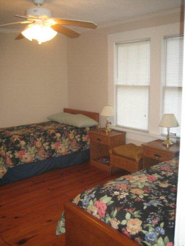 1618 6th Street Daphne, AL 36526 - Photo 6 of 12 Bedroom 2