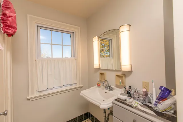 $340,000 | 416 West Chapel Street, Dodgeville, WI 53533