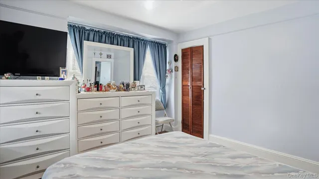 $699,999 | 106-17 95th Avenue | South Richmond Hill