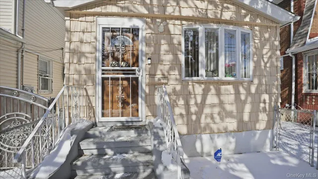 $699,999 | 106-17 95th Avenue | South Richmond Hill