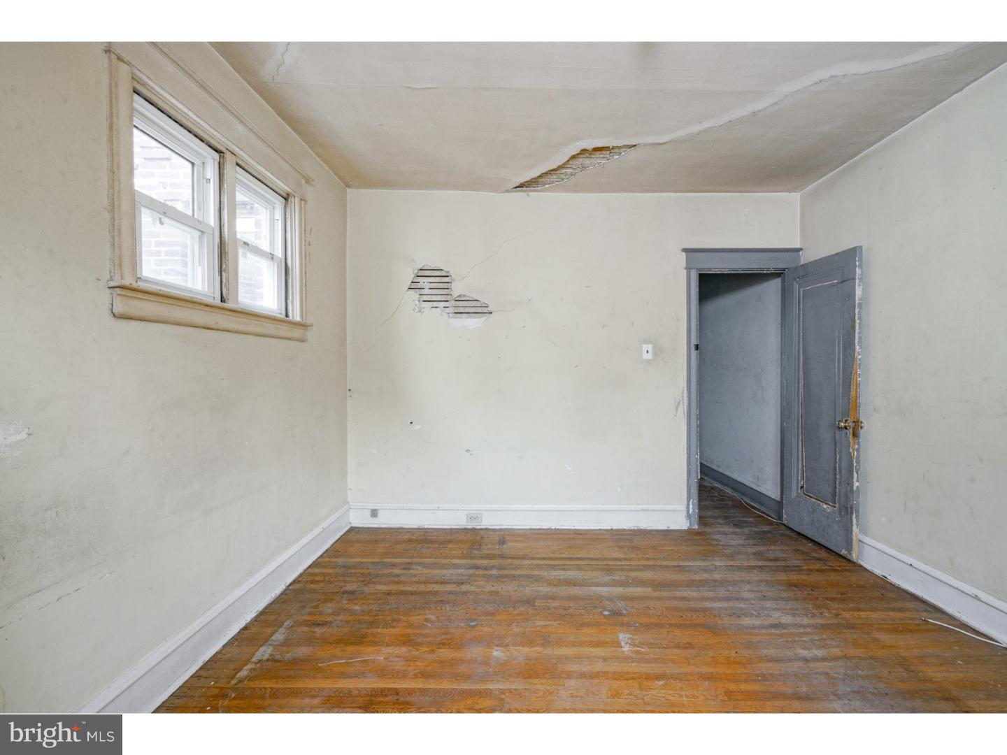 215 Avon Road Upper Darby, PA 19082 - Photo 14 of 22