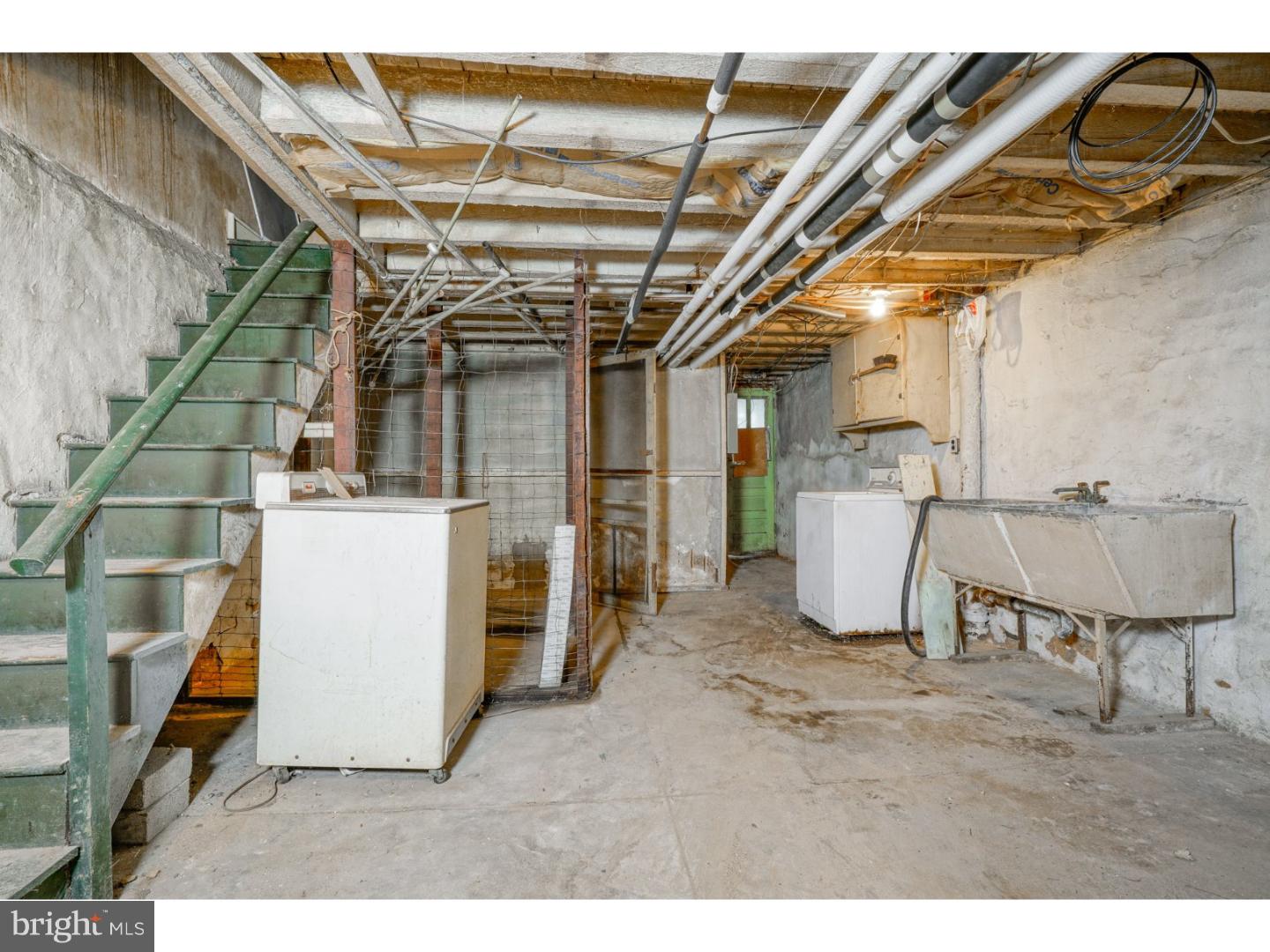 215 Avon Road Upper Darby, PA 19082 - Photo 19 of 22