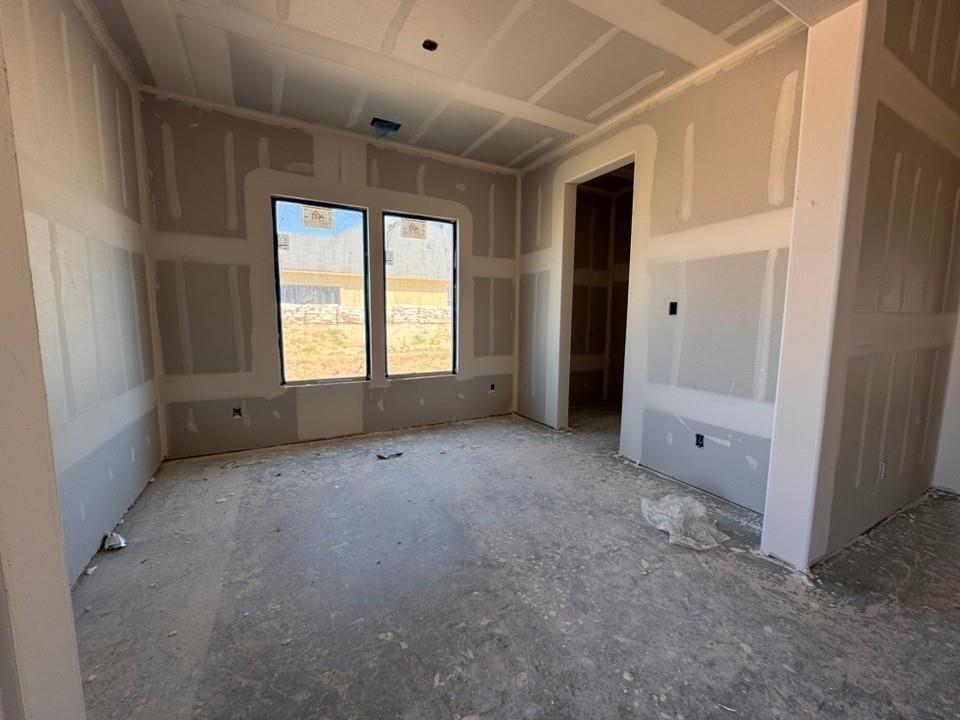 313 Johnny Boy Way Springtown, TX 76082 - Photo 4 of 11 Gallery Image 4