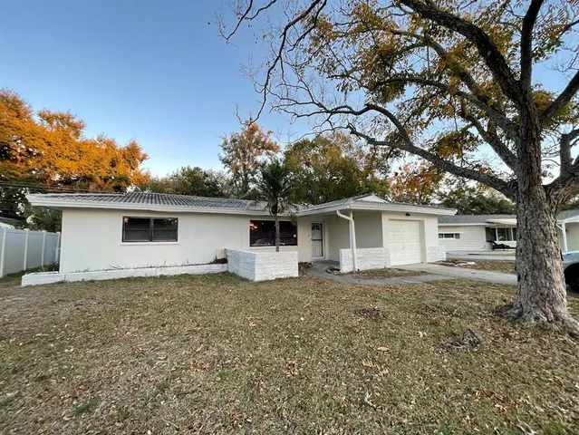 $2,000 | 471 Keene Park Drive East, Largo, FL 33771