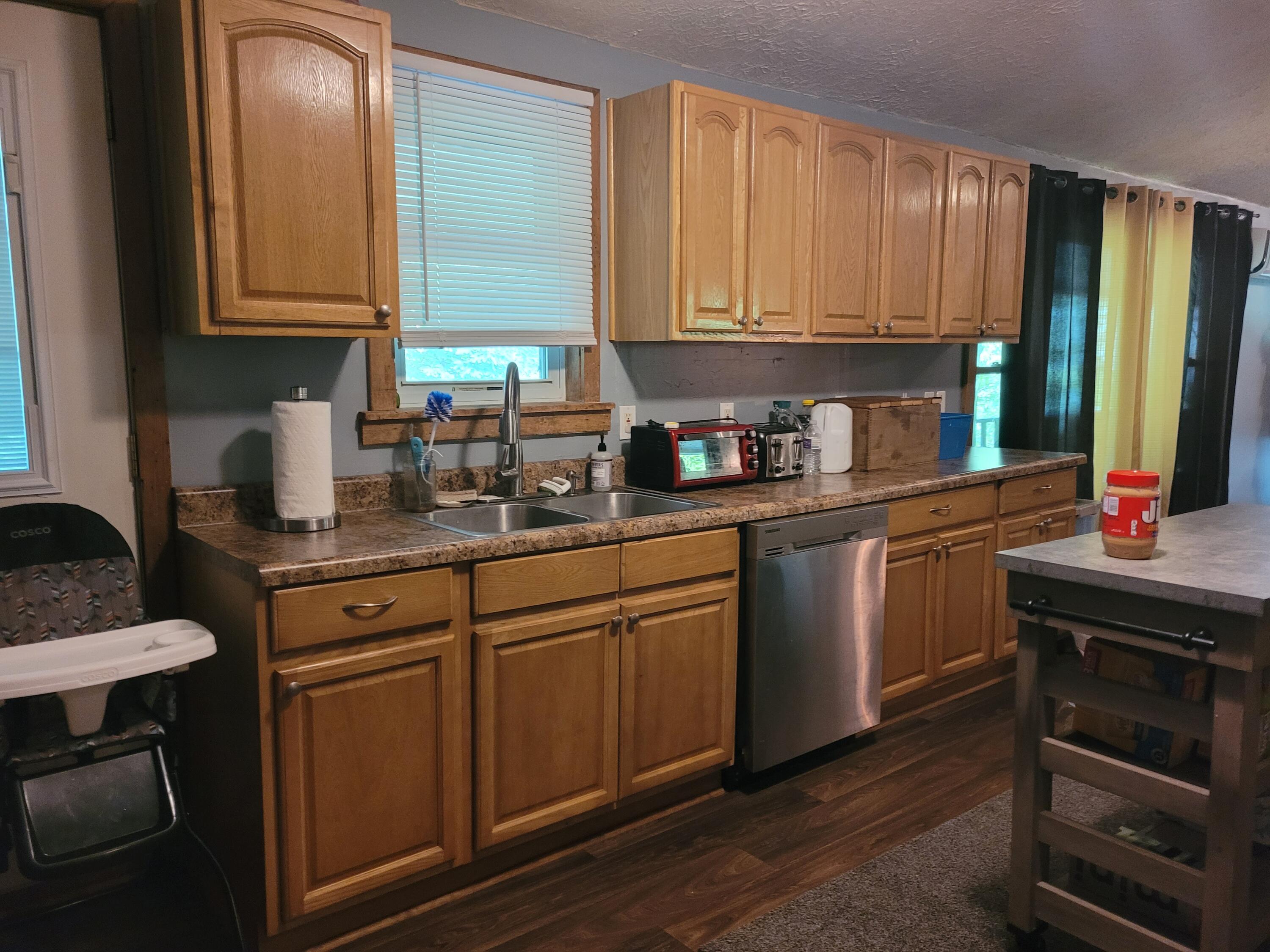 10355 DC Caney Ridge Road Coeburn, VA 24230 - Photo 13 of 27 20210828_111636
