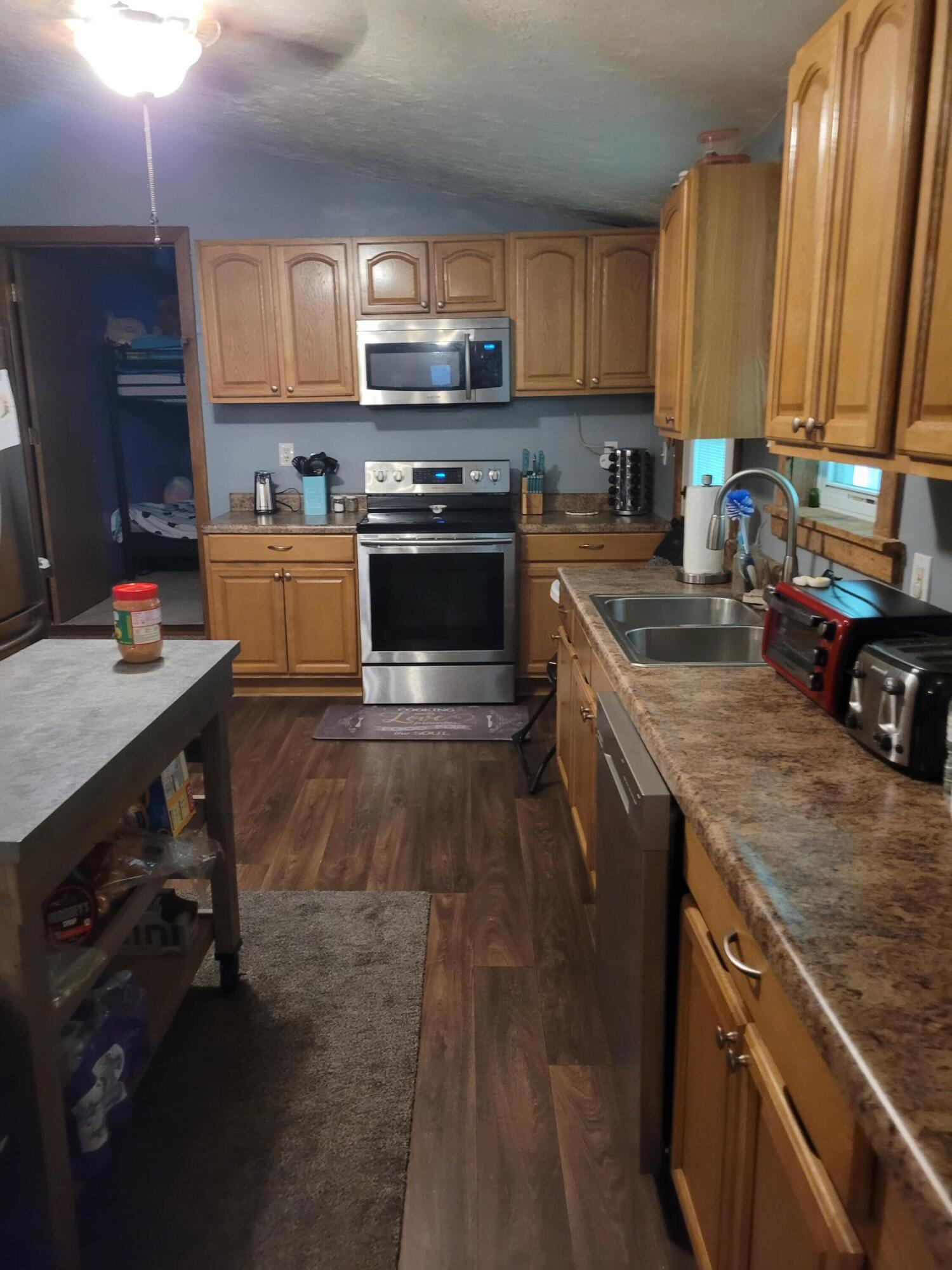 10355 DC Caney Ridge Road Coeburn, VA 24230 - Photo 15 of 27 20210828_111621