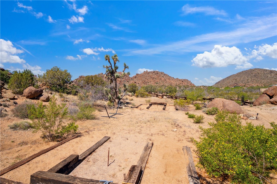 3618 South Cattle Kate Road Yucca, AZ 86438 - Photo 23 of 44 Horseshoe Area