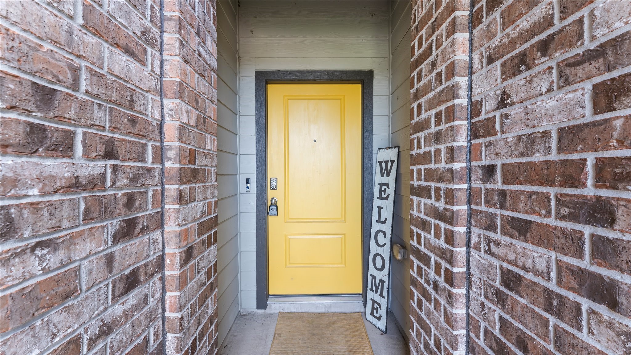 8219 Precious Passing Way Rosharon, TX 77583 - Photo 4 of 24 Front Entrance