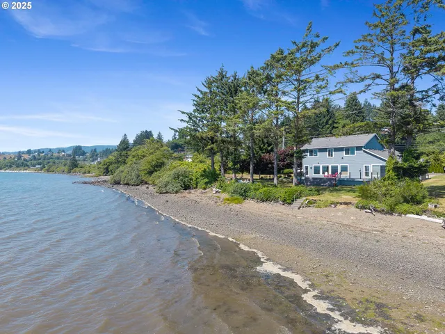 $850,000 | 8580 Bayfront Lane, Bay City, OR 97107