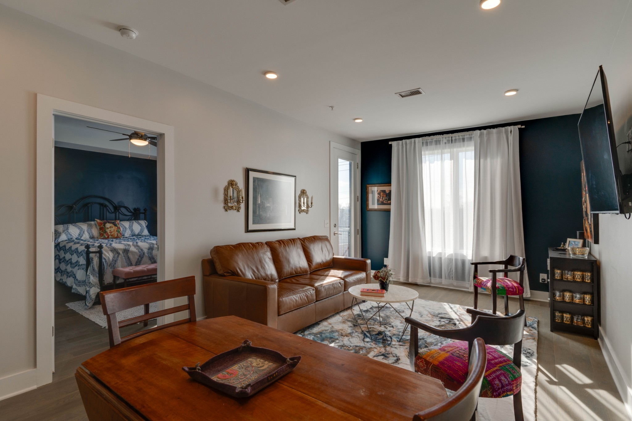 1041 East Trinity Ln Unit 315