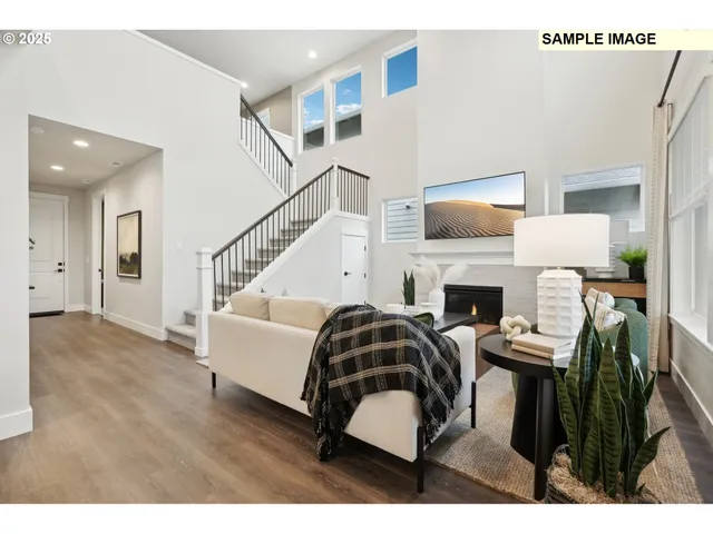 $733,885 | 3080 Olympic Street, Unit 16, Woodburn, OR 97071