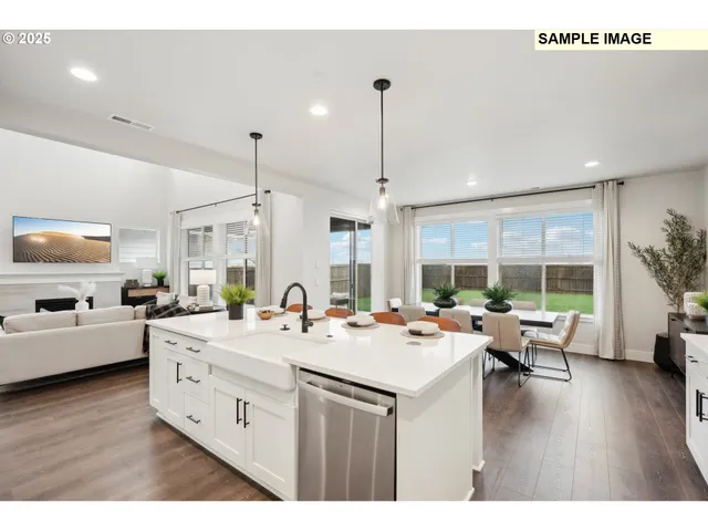 $733,885 | 3080 Olympic Street, Unit 16, Woodburn, OR 97071